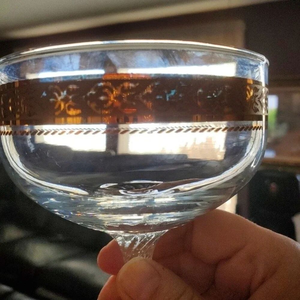 Vintage Gold‑Rim Thistle Glass – Ornate Stem – Clear Dessert or Drink Goblet 5